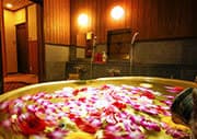 Reserve a private bath for free (regular fee: 2,200 yen)