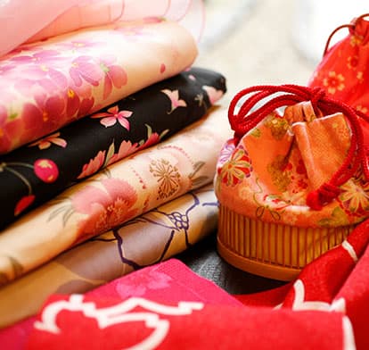 色浴衣 イメージ